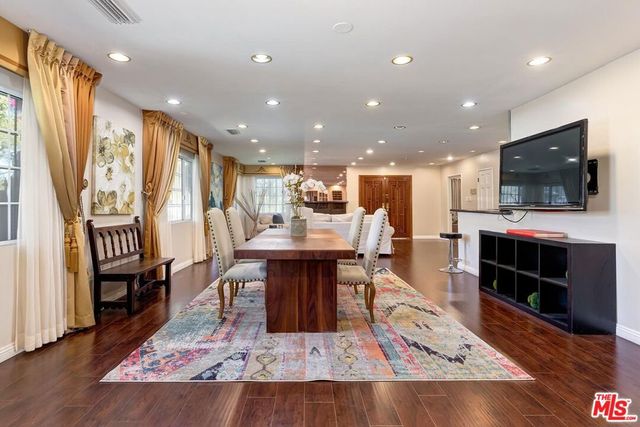 2801 Glendon Avenue, Los Angeles, CA 90064