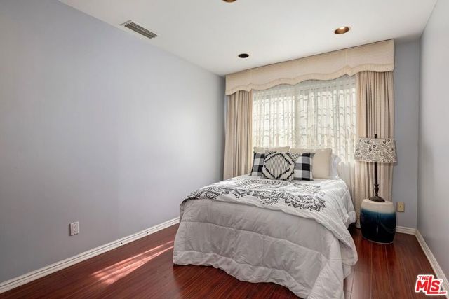 2801 Glendon Avenue, Los Angeles, CA 90064