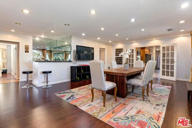 2801 Glendon Avenue, Los Angeles, CA 90064