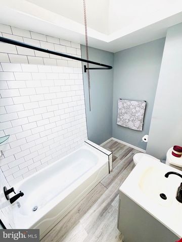 1654 E LYCOMING ST, Philadelphia, PA 19124