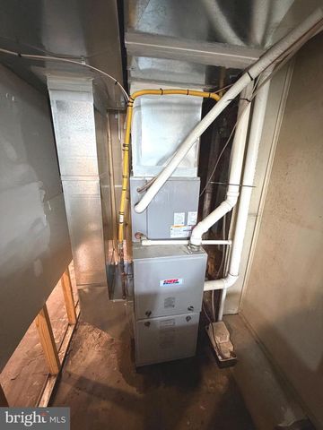 1654 E LYCOMING ST, Philadelphia, PA 19124