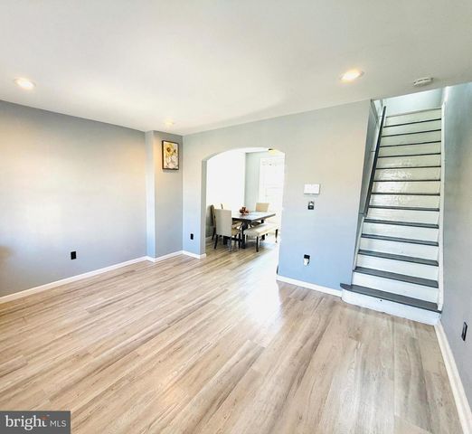 1654 E LYCOMING ST, Philadelphia, PA 19124