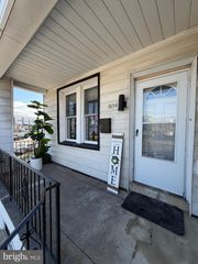 1654 E LYCOMING ST, Philadelphia, PA 19124