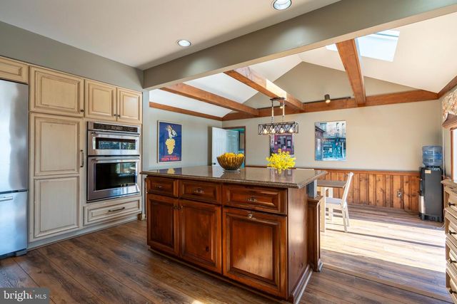 711 SIGNAL HILL RD, Dresher, PA 19025