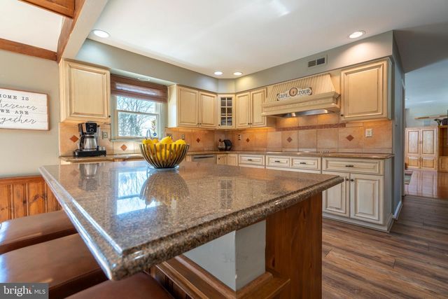 711 SIGNAL HILL RD, Dresher, PA 19025