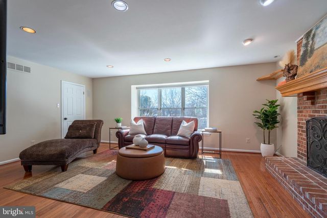 711 SIGNAL HILL RD, Dresher, PA 19025