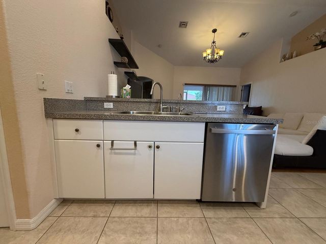 2204 SPARKLE LANE, North Port, FL 34286