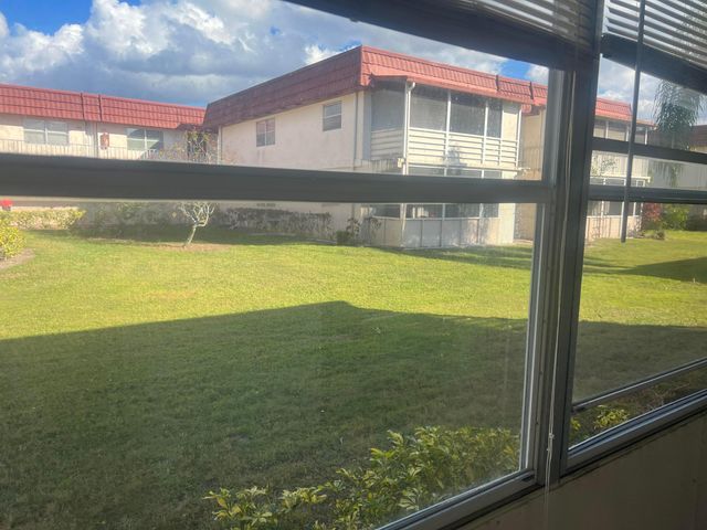 632 Saxony N, Delray Beach, FL 33446