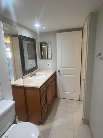 632 Saxony N, Delray Beach, FL 33446