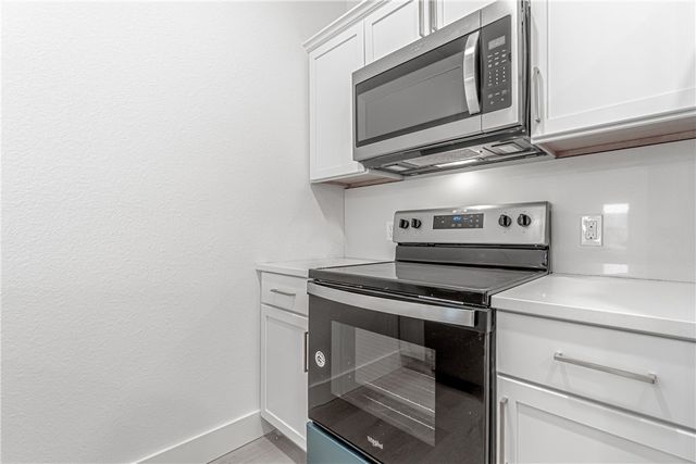 2675 SW Livingston Square 1, Bentonville, AR 72713