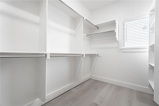 2675 SW Livingston Square 1, Bentonville, AR 72713