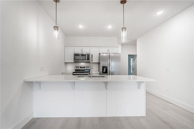 2675 SW Livingston Square 1, Bentonville, AR 72713