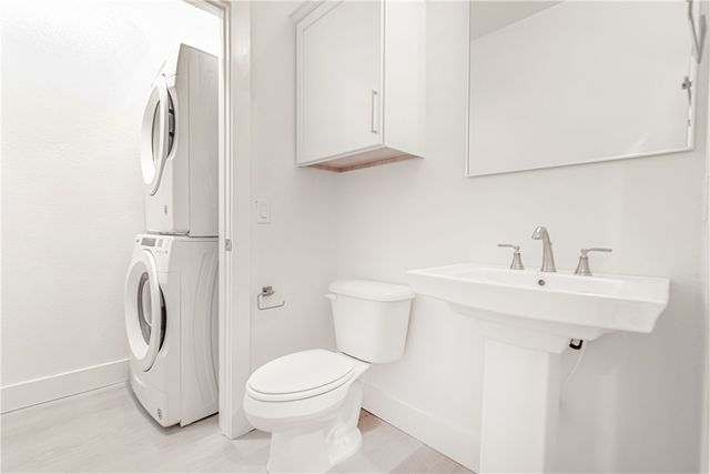 2675 SW Livingston Square 1, Bentonville, AR 72713