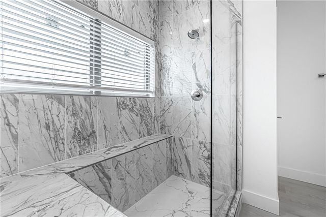 2675 SW Livingston Square 1, Bentonville, AR 72713