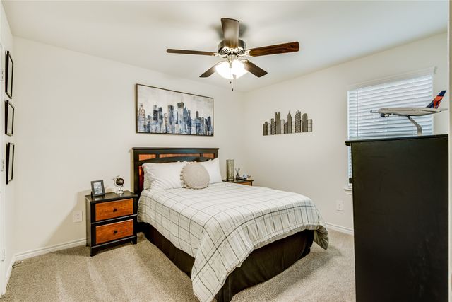 9733 Quail Pointe Road, Aubrey, TX 76227