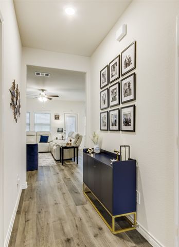 9733 Quail Pointe Road, Aubrey, TX 76227