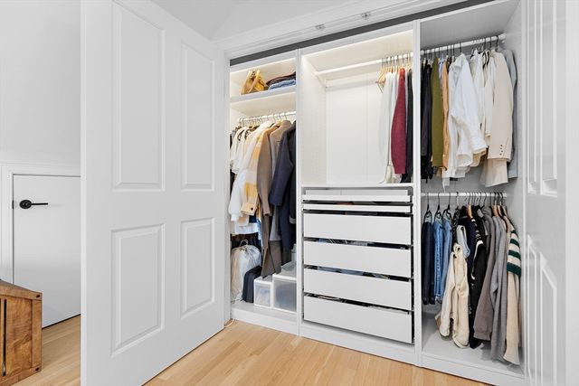 169 Chestnut St 2, Waltham, MA 02453