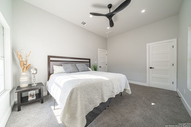 539 BRIGHTWOOD PL, San Antonio, TX 78209