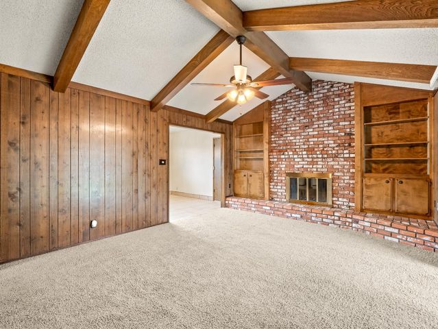 7607 N Gearhart Avenue, Fresno, CA 93720