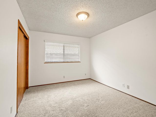 7607 N Gearhart Avenue, Fresno, CA 93720