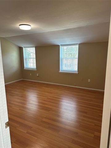 889 Wax Myrtle Lane, Houston, TX 77079