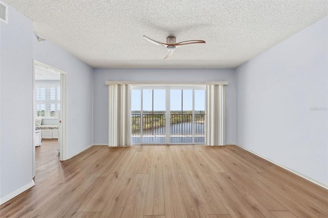 6551 SHORELINE DRIVE 6402, St Petersburg, FL 33708