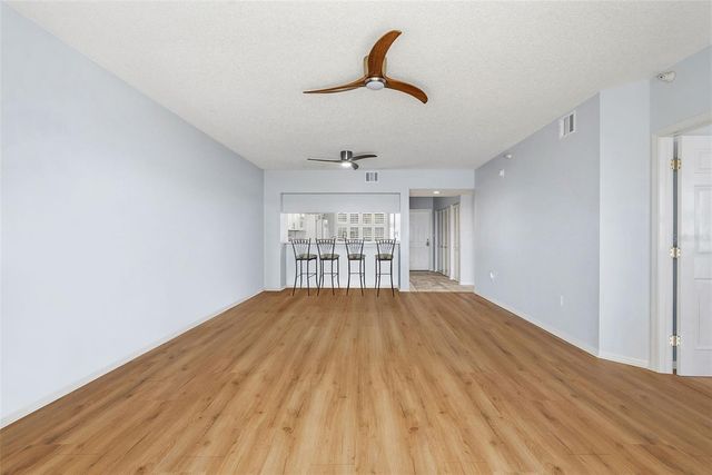6551 SHORELINE DRIVE 6402, St Petersburg, FL 33708
