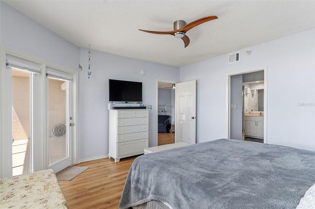 6551 SHORELINE DRIVE 6402, St Petersburg, FL 33708