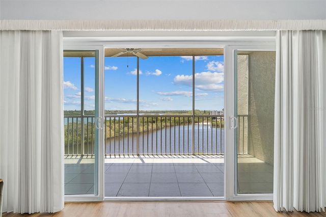 6551 SHORELINE DRIVE 6402, St Petersburg, FL 33708