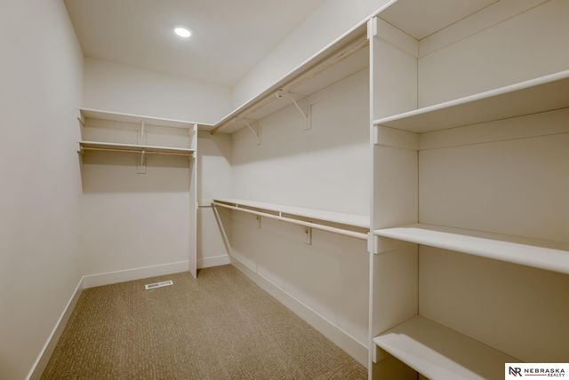 11004 N 172 Street, Bennington, NE 68007