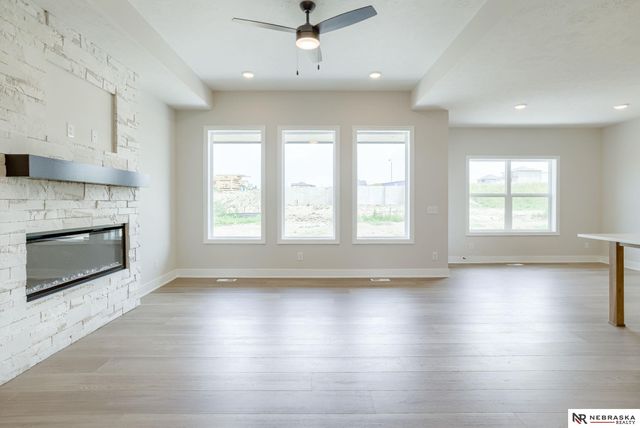 11004 N 172 Street, Bennington, NE 68007