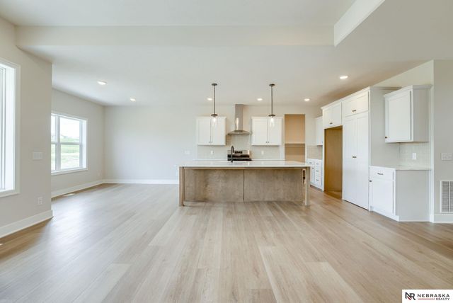 11004 N 172 Street, Bennington, NE 68007