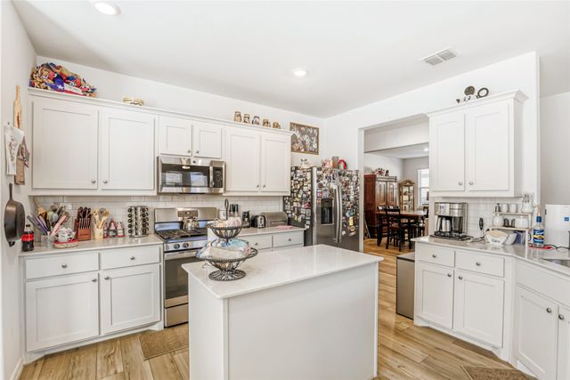 3216 Blossom Trail, Crandall, TX 75114