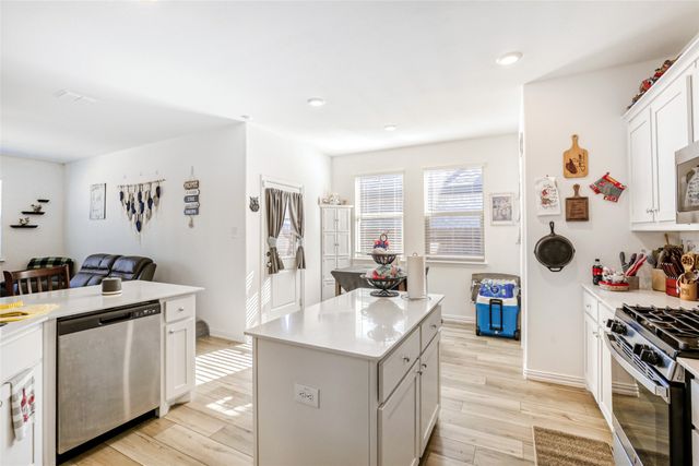 3216 Blossom Trail, Crandall, TX 75114