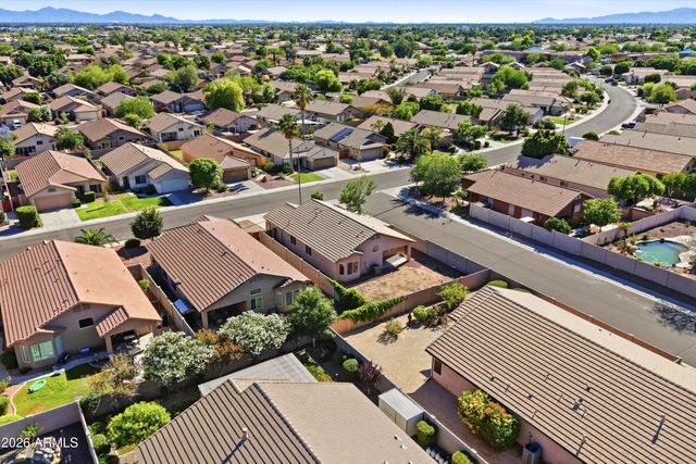 7650 W Foothill Drive, Peoria, AZ 85383