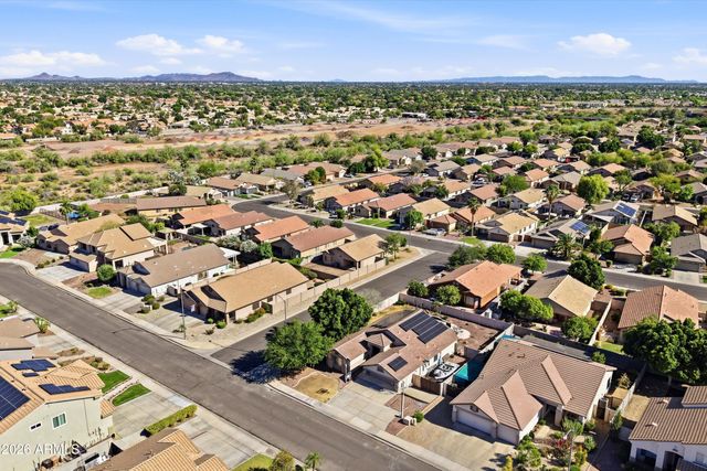 7650 W Foothill Drive, Peoria, AZ 85383