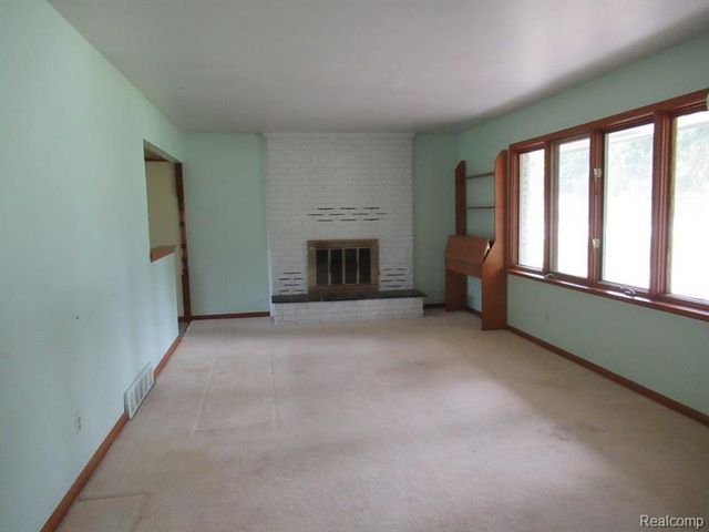 50300 North Avenue, Macomb, MI 48042