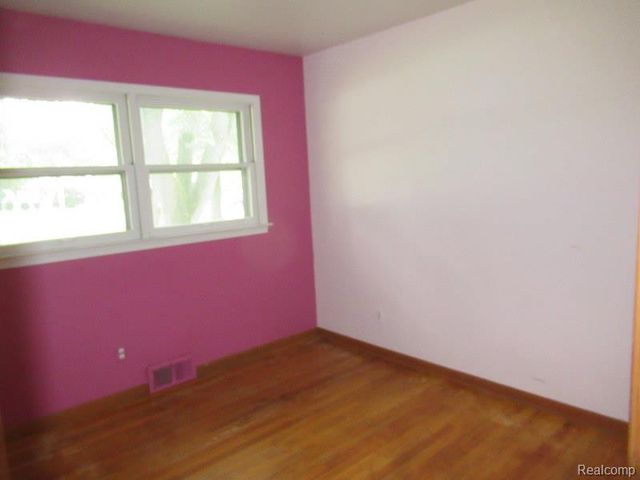 50300 North Avenue, Macomb, MI 48042