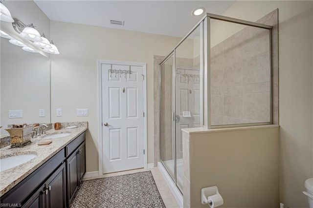 8540 Violeta ST 202, Estero, FL 34135