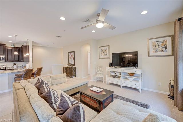8540 Violeta ST 202, Estero, FL 34135