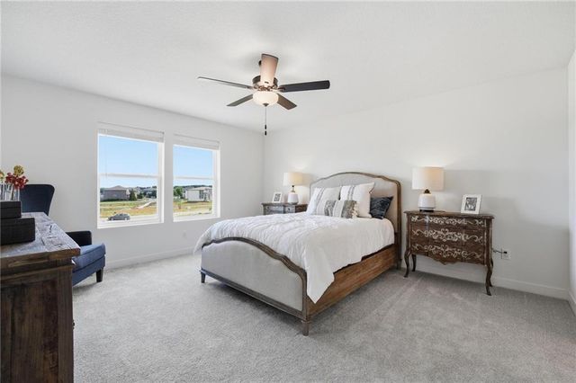 1512 SE Bailey Farms Parkway, Lee's Summit, MO 64081