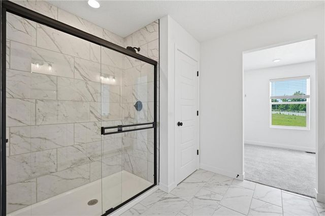 1512 SE Bailey Farms Parkway, Lee's Summit, MO 64081