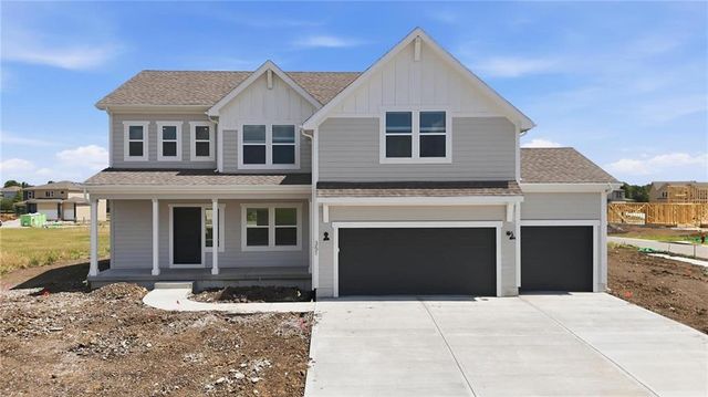 1512 SE Bailey Farms Parkway, Lee's Summit, MO 64081