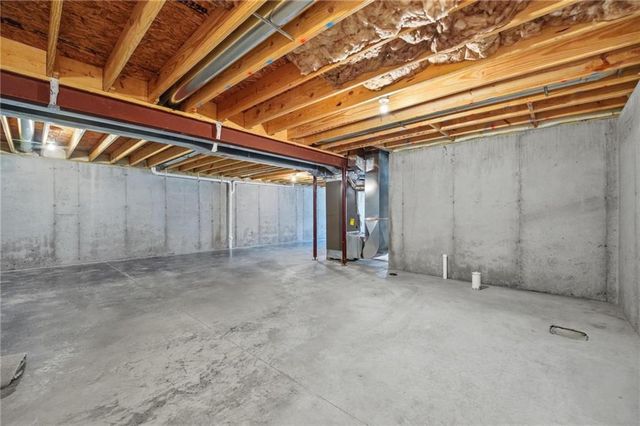1512 SE Bailey Farms Parkway, Lee's Summit, MO 64081