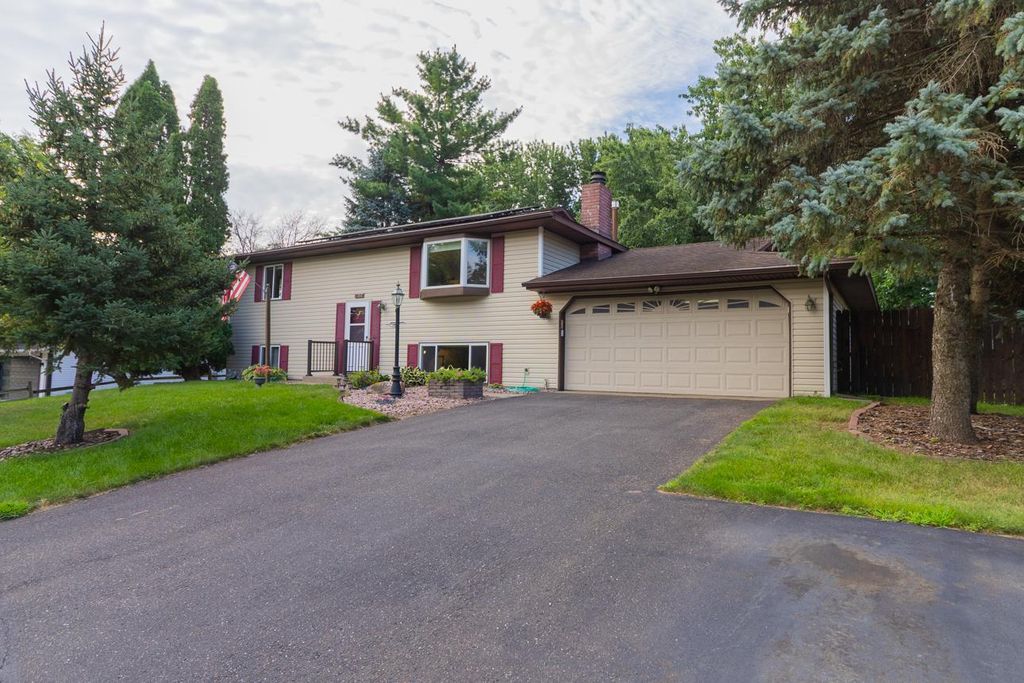 1388 Amaryllis Lane, Eagan, MN 55123 — exterior