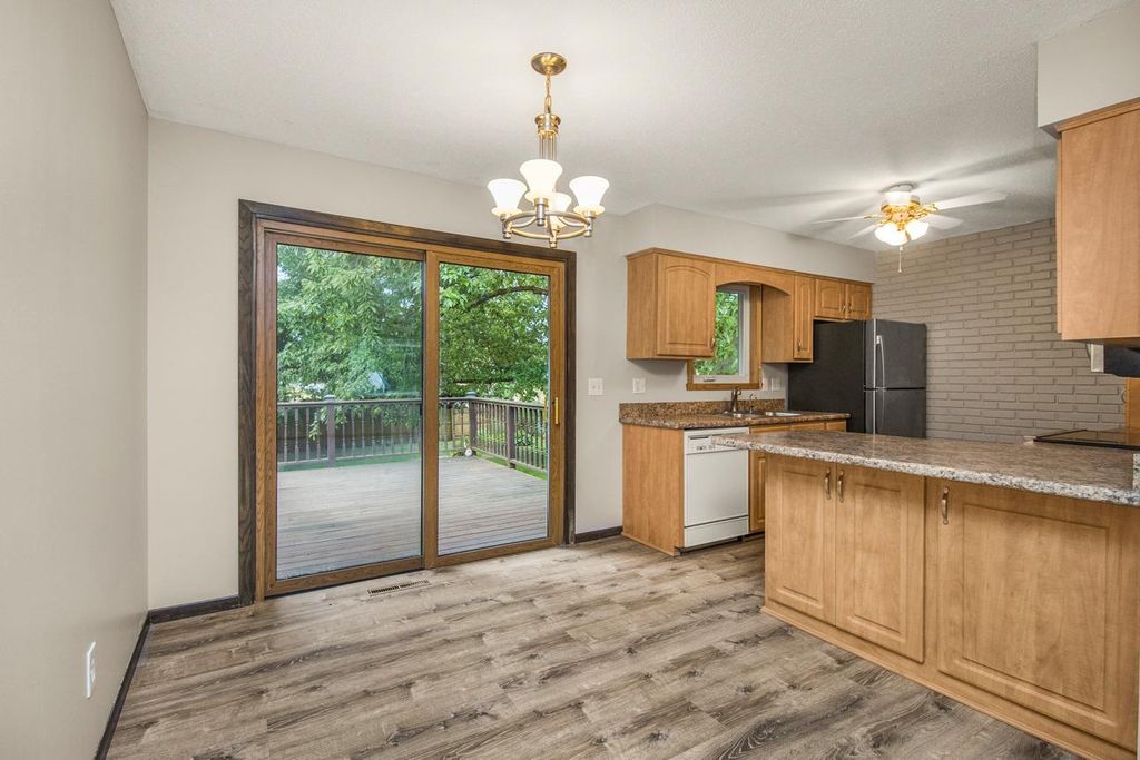 1388 Amaryllis Lane, Eagan, MN 55123 — photo 3