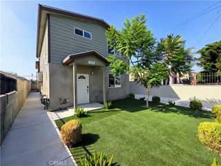 720 W Cherry St, Compton, CA 90222