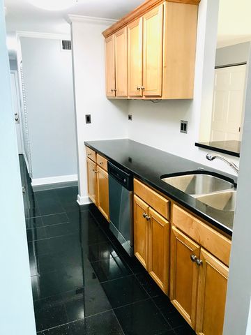 1931 Prairie Square 234, Schaumburg, IL 60173