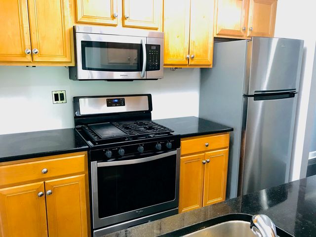 1931 Prairie Square 234, Schaumburg, IL 60173