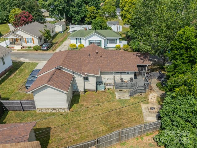 448 17th Street, Cramerton, NC 28032